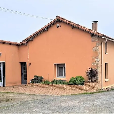 Appartamento Le P'tit D'isa, 15 Km Du Puy Du Fou