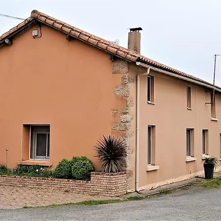 Le P'tit D'isa, 15 Km Du Puy Du Fou * Mauleon