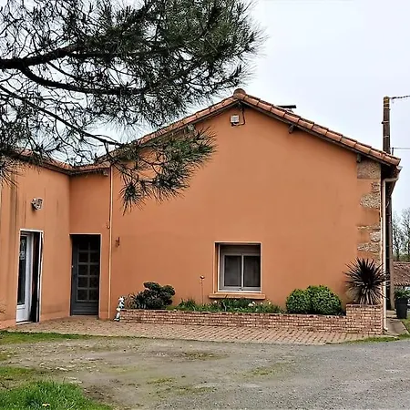 Le P'tit D'isa, 15 Km Du Puy Du Fou